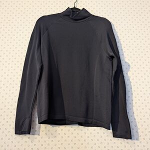 🖤 Athleta XL Long Sleeve Turtleneck Top Running Hiking Layer Winter